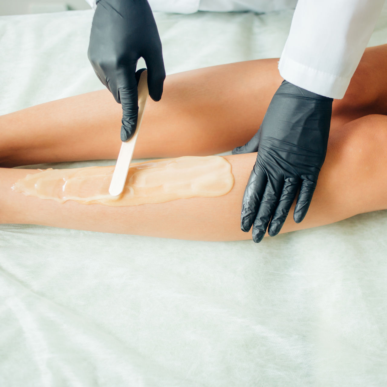 Depilacja - zabieg kosmetyczny w salonie Beautymania w Warszawie.